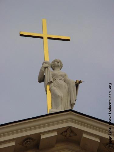 vilniuscathedral02cr.jpg